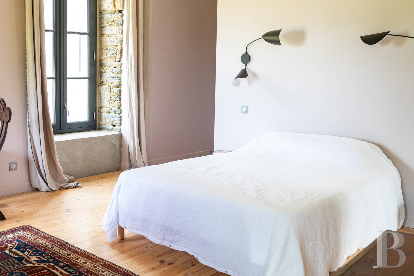 A set of two manor houses overlooks the Bay of Morlaix in Carantec on the north coast of Finistère - photo  n°22